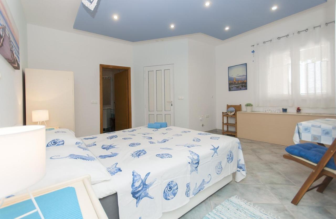 Apartment Brajki Omis Exterior photo